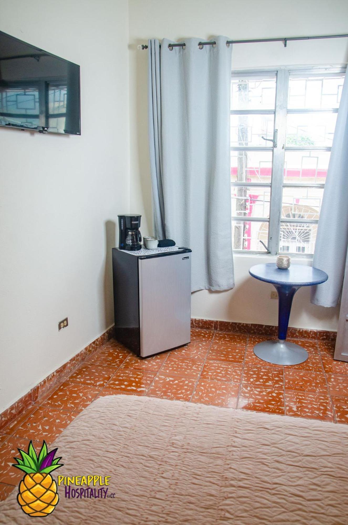 דירות מאיאגואס Pineapple Hospitality מראה חיצוני תמונה